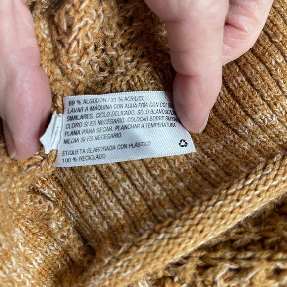 Universal Thread Mustard Color Sweater - Picture 3 of 4